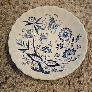Blue Nordic 5 1/2" J & G Meakin England Classic White Nordic Small Bowl